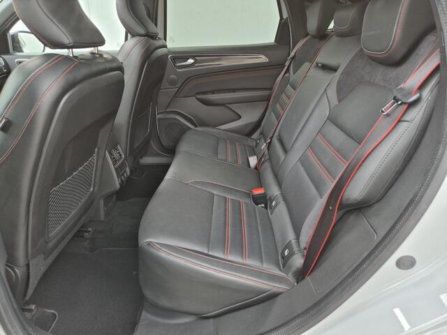 Renault Arkana 1.3 mild hybrid 160 R.S. line Automaat / Pack Easy Link / Apple Carplay Android Auto / Glazen schuif- en kanteldak / Stuur- en Stoelverwarming / Rondomzicht camera / Bose Audio Systeem / Adaptief CC Keyless Entry/Start /