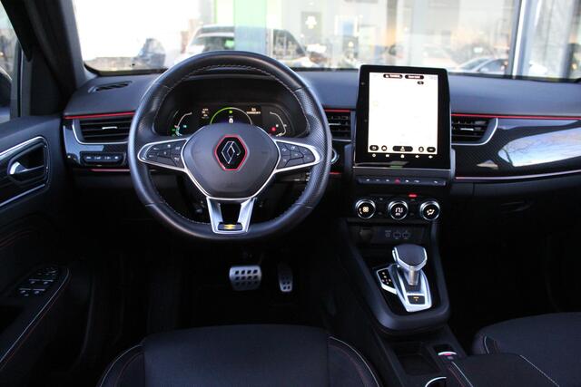 Renault Arkana E-Tech Hybrid 145 R.S. Line AUTOMAAT / DEALER OND. / BOSE / TREKHAAK / STOEL+STUURVERW. / CAMERA / ADAPT. CRUISE / 9,3'' NAVI / CLIMATE / BLINDSPOT / PRIVACY GLAS / 18'' LMV