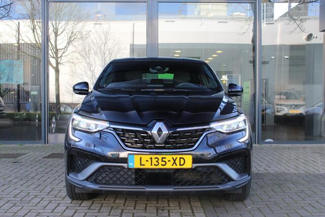 Renault Arkana E-Tech Hybrid 145 R.S. Line AUTOMAAT / DEALER OND. / BOSE / TREKHAAK / STOEL+STUURVERW. / CAMERA / ADAPT. CRUISE / 9,3'' NAVI / CLIMATE / BLINDSPOT / PRIVACY GLAS / 18'' LMV