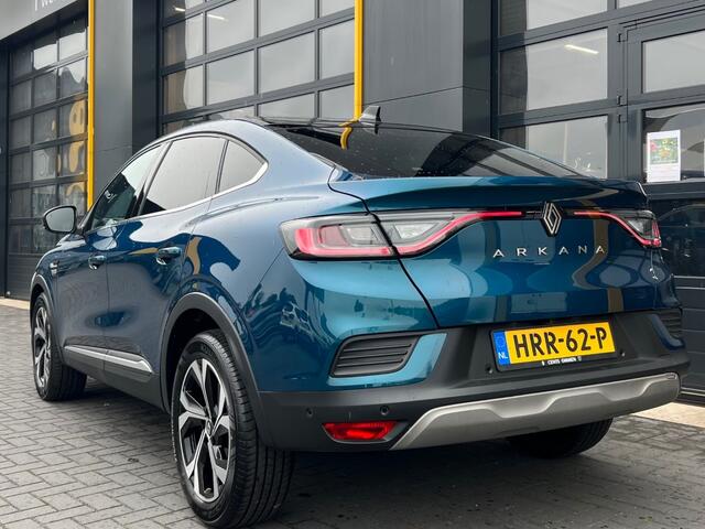Renault Arkana Mild Hybrid140 EDC Techno 360 Camera Zwart dak
