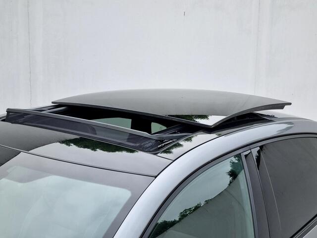 Renault Arkana 1.3 mild hybrid 160 R.S. line Automaat / Schuif-/Kanteldak / Navigatie / Camera / Cruise Control Adaptief