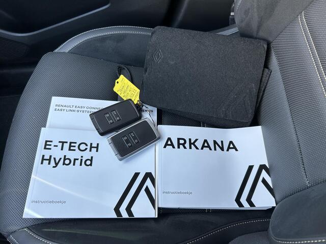 Renault Arkana 1.6 E-Tech hybrid 145 E-Tech engineered / All Season Banden / Navigatie / Climate Control / Cruise Control Adaptief / Stoelverwarming /