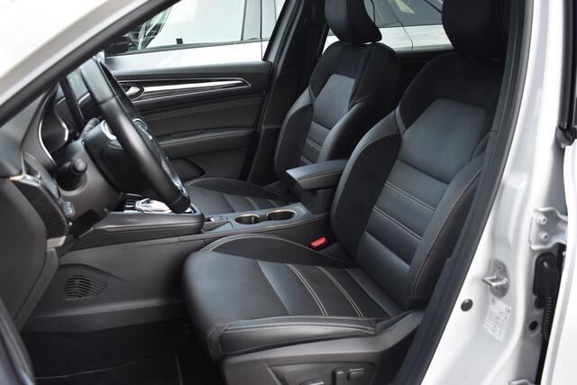 Renault Arkana E-Tech hybrid 145 E-Tech engineered | SCHUIF/KANTELDAK | STUUR/STOELVERWARMING | BOSE | CAMERA | NAVI | LEDER | ADAPT. CRUISE CONTROL | CLIMATE CONTROL | PDC | LMV