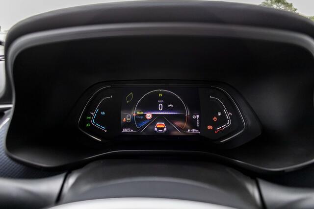 Renault Arkana 1.6 E-Tech hybrid 145 evolution | Camera | LED