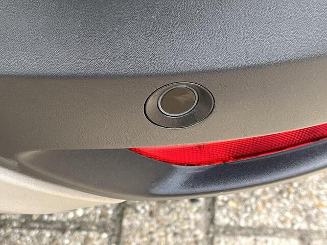 Renault Arkana 1.6 E-Tech Hybrid 145 Intens AUTOMAAT / PARKEERSENSOREN + CAMERA / LICHTMETAAL / CLIMATE CONTROL / ADAPTIEVE CRUISE CONTROL / DEALER ONDERHOUDEN!!