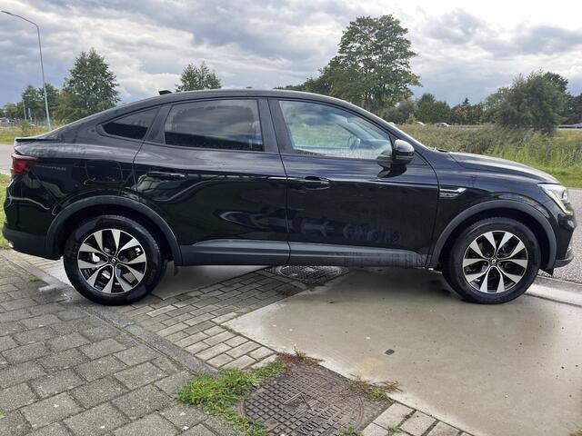 Renault Arkana 1.6 E-Tech Hybrid 145 PK / Automaat / Camera / Parkeersensoren.Achter / Apple Carplay - Android Auto / 17''LMV /