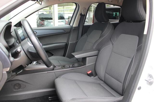 Renault Arkana 1.6 E-Tech Hybrid 145 Zen | All season banden | Achteruitrijcamera | Navigatie | Cruisecontrol | Start/Stop | Keyless | Apple/Android Auto