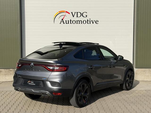 Renault Arkana 1.6 E-Tech Hybrid 145 R.S. Line / Pano / Clima / 360 Camera / Parkeer Assistent / stuur en stoel verwarming / Adaptive Cruise / Navi
