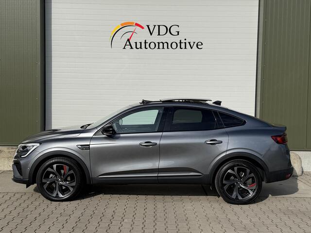 Renault Arkana 1.6 E-Tech Hybrid 145 R.S. Line / Pano / Clima / 360 Camera / Parkeer Assistent / stuur en stoel verwarming / Adaptive Cruise / Navi