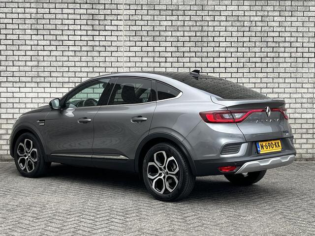 Renault Arkana 1.6 E-Tech Hybrid 145 Intens | Afneembare trekhaak | Achteruitrijcamera | Apple CarPlay / Android Auto | Navigatie |