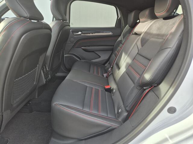 Renault Arkana 1.6 E-Tech Hybrid 145 R.S. Line Automaat / Glazen schuif- en kanteldak / Dealer onderhouden / Stuur en Stoel verwarming / Rondomzicht camera / Adaptief CC / Keyless Entry/Start / Apple Carplay Android Auto / Climate control /