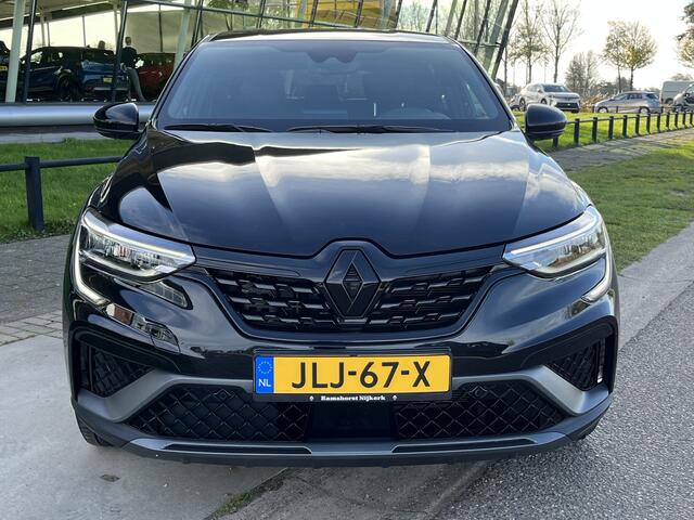 Renault Arkana 1.6 E-Tech hybrid 145 PK E-Tech engineered / Stoelverw. + Stuurverw. / Apple Carplay - Android Auto / Keyless / 18'''LMV /