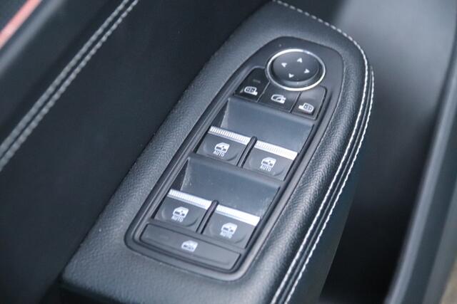 Renault Arkana 1.6 E-Tech Hybrid 145 Intens, Camera, Navi, Cruise