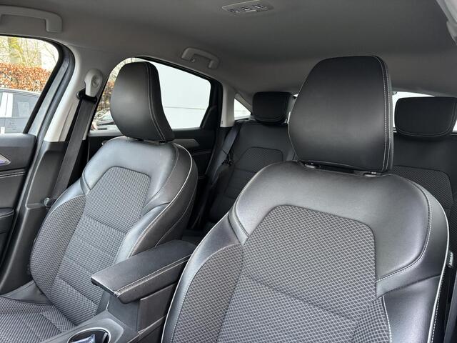 Renault Arkana 1.6 E-Tech Hybrid 145 Intens | Trekhaak | RS line velgen |