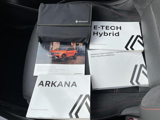 Renault Arkana 1.6 E-Tech Hybrid 145 R.S. Line / Adaptieve Cruise Control / Stuur- en stoelverwarming / Apple Carplay Android / Achteruitrij camera / Navi groot scherm / Leder