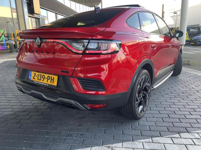 Renault Arkana 1.6 E-Tech full hybrid 145 esprit Alpine Renault Arkana 1.6 E-Tech hybrid 145 esprit Alpine / BOSE SOUND SYSTEM / ELEKTRISCH BEDIENBAAR SCHUIF- KANTELDAK / PACK WINTER