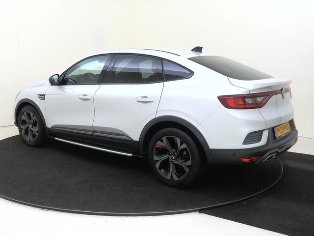 Renault Arkana 1.6 E-Tech Hybrid 145 R.S. Line | Navigatie | Parkeersensoren & Camera | Lederen Bekleding | Side Steps |