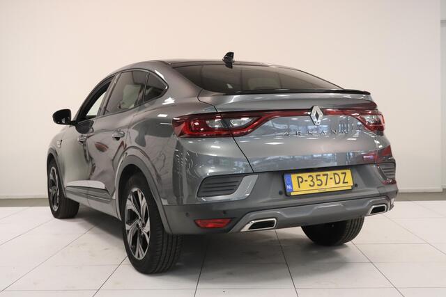 Renault Arkana 1.6 E-Tech Hybrid 145 R.S. Line | Sportstoelen | Camera | Stuur en stoelverwarming | Adaptieve cruise control | LED koplampen | Spoiler |