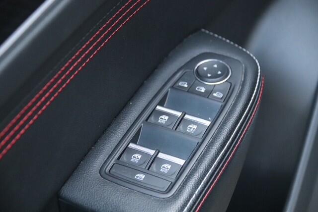 Renault Arkana 1.6 E-Tech Hybrid 145 R.S. Line, Stoel & Stuurverwarmd, Camera, inklapbare Trekhaak