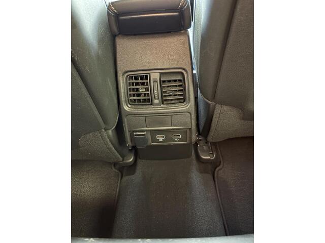 Renault Arkana 1.6 E-Tech full hybrid 145 esprit Alpine | NAP | Stoel & stuur verwarming | Cruise adaptief | Elektrisch verstelbare voorstoelen | DAB | Achteruitrijcamera |