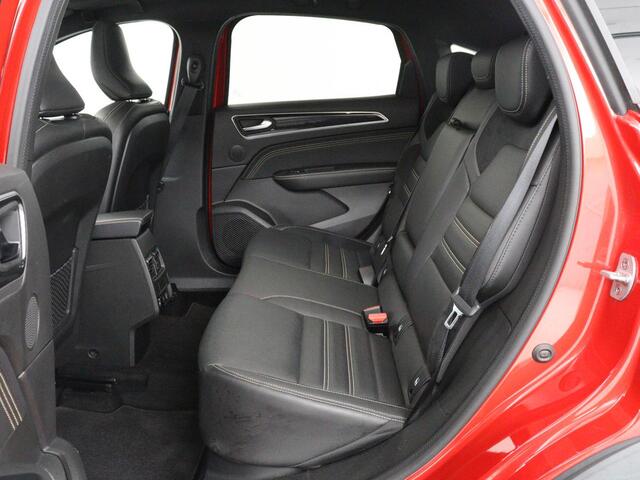 Renault Arkana 1.6 E-Tech hybrid 145 E-Tech engineered | Panoramadak | Stoelverwarming | Trekhaak | Leder/Alcantara | Carplay | Adaptive cruise | File Assistent | Navigatie | Sfeerverlichting