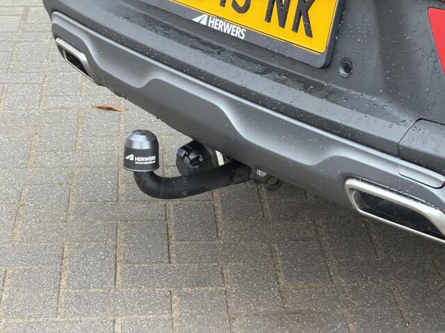 Renault Arkana 1.6 E-Tech Hybrid 145 R.S. Line / Trekhaak / Adaptieve Cruise / Elektr. Stoelen / Apple Carplay & Android Auto / Camera / Navigatie / Stoel & Stuurwiel Verwarming / Lederen Bekleding / Carbon Interieur Delen / Dodehoek Detectie / DAB /