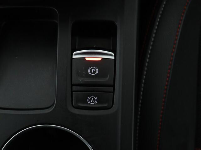 Renault Arkana 1.6 E-Tech Hybrid 145 R.S. Line | Leder/Alcantara | Stoelverwarming | Adaptive cruise | Camera | Carplay | Keyless | Park Assist | Full LED | Navigatie | File Assistent