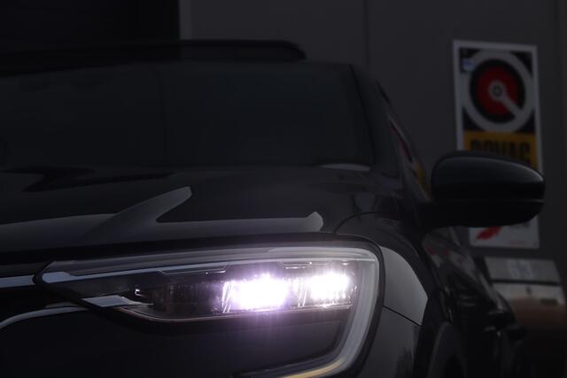 Renault Arkana 1.6 E-Tech Hybrid 145 R.S. Line, Stoel & Stuurverwarmd, Pano, Cruise, Camera