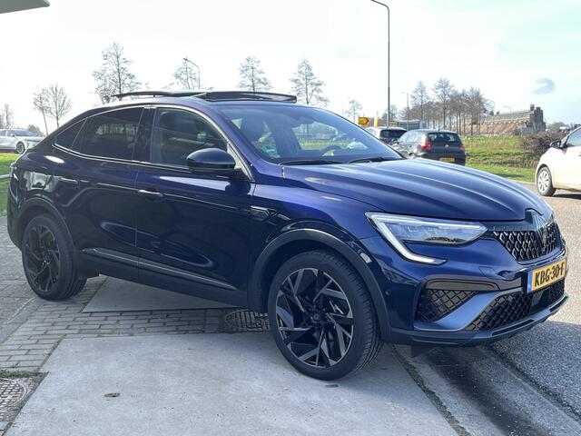 Renault Arkana 1.6 E-Tech full hybrid 145PK esprit Alpine / Schuif-/Kanteldak / 360 Camera / Stoelverw.+Stuurverw. / Apple Carplay-Android Auto / Keyless / LMV /
