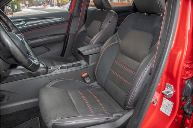 Renault Arkana 1.6 E-Tech R.S. Line, Origineel NL, Bose, Trekhaak, Adaptive Cruise, Carplay, Stoel & Stuurverwarming, Full LED, Camera.