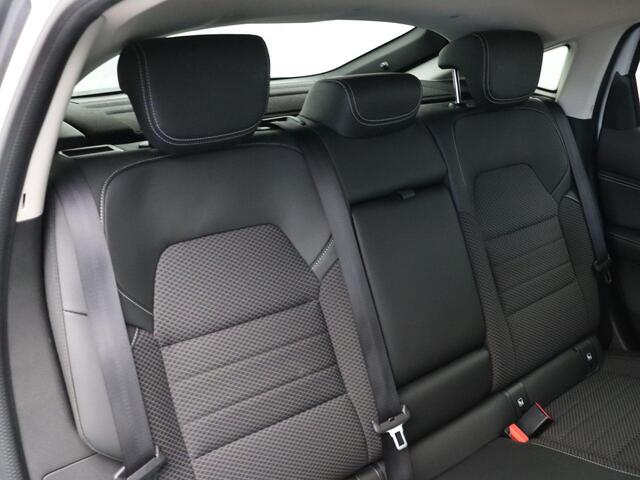 Renault Arkana 1.6 E-Tech Hybrid 145 Intens | Adaptive Cruise Control | Lichtmetalen Velgen | Achteruitrijcamera | Dodehoek detectie |