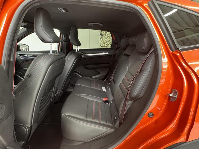 Renault Arkana 1.3 TCe 140 EDC R.S. line | Adaptive Cruise Control | Achteruitrijcamera | Navigatie | Apple CarPlay / Android Auto |