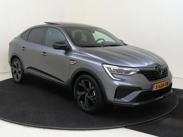 Renault Arkana 1.6 E-Tech hybrid 145 E-Tech engineered | Apple Carplay/Android | cruise control adaptief | dodehoek detectie | electronic climate control | LED koplampen | lederen/microvezel bekleding | lichtmetalen velgen 18" | navigatiesysteem | rijstrooksensor met co