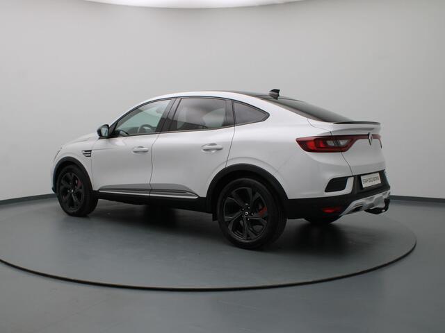 Renault Arkana E-Tech Hybrid R.S. Line 145pk Camera | Adapt. Cruise | Stoel-/stuurverw. | Trekhaak elektrisch uitklapbaar