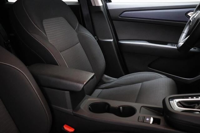 Renault Arkana 1.3 TCe 140 | LED | DAB | APPLE | CAMERA | TREKHAAK | 17"