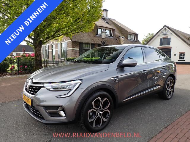 Renault Arkana 1.6 E-Tech hybrid / CARPLAY / ACC / CAMERA / PDC