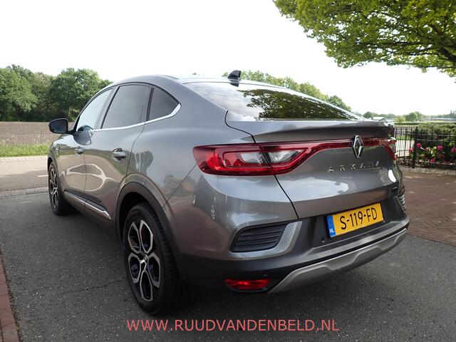 Renault Arkana 1.6 E-Tech hybrid / CARPLAY / ACC / CAMERA / PDC