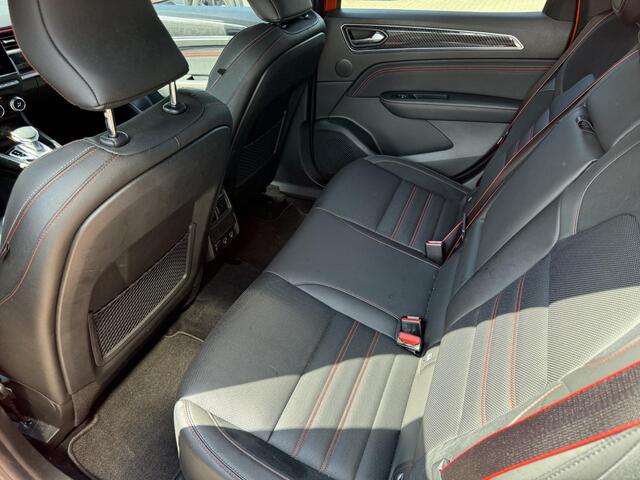 Renault Arkana 1.6 E-Tech Hybrid 145 R.S. Line / Automaat / Elektrisch Panoramadak / Navigatie / Cruise Control Adaptief / Camera / Böse / BSW / Stoel&Stuur Verwarming