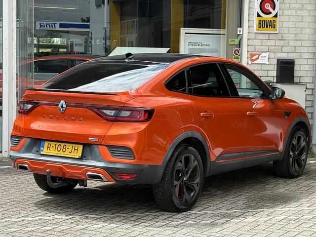 Renault Arkana 1.6 E-Tech Hybrid 145 R.S. Line | NAP | Trekhaak | Bose Audio | Elektrisch glazen schuif-/kanteldak | Stoelverwarming | Elektrische stoelen | DAB | Climate Control | Cruise adaptief |