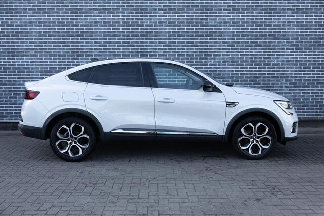 Renault Arkana 1.6 E-Tech Hybrid 145 Intens | Panoramadak | All-Season banden | Achteruitrijcamera | Parkeersensoren | Navigatie | Apple Carplay | Android Auto | Keyless Entry | Cruise Control Adaptief | Dodehoekdetectie | LED Koplampen | Lichtmetalen Velgen 18 inch