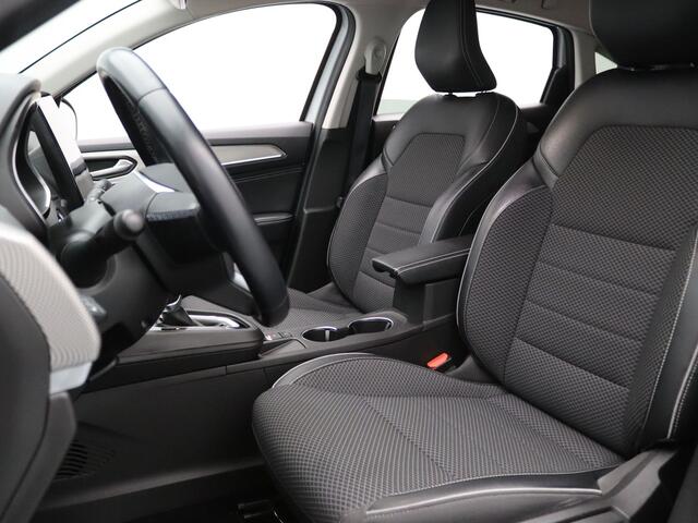 Renault Arkana 145pk E-Tech Hybrid Intens Apple Carplay/Android Auto | Trekhaak elektrisch.