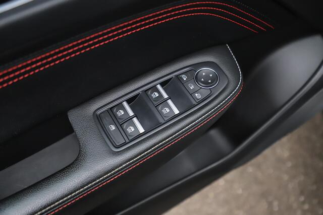 Renault Arkana 1.6 E-Tech Hybrid 145 R.S. Line Automaat Lederen bekleding 18 inch LMV Navigatie Achteruitrijcamera Stuur & Stoelverwarming