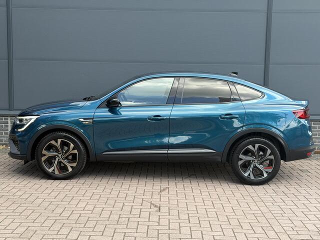 Renault Arkana 1.6 E-Tech Full Hybrid 145 R.S. Line / Elektrisch Verstelbare Stoelen / Navigatie + Apple Carplay & Android Auto / Stuur & Stoelverwarming / Achteruitrijcamera / Climate Control /