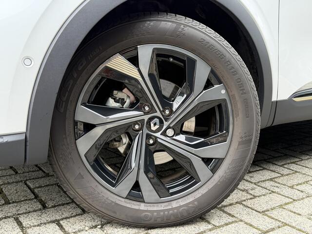Renault Arkana 1.6 E-Tech hybrid 145 E-Tech engineered | Kantel-/schuif dak | Bose audio | Trekhaak afneembaar |