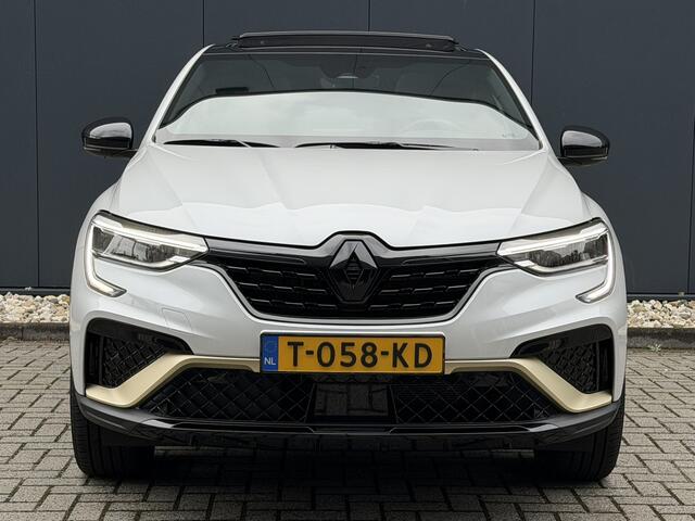 Renault Arkana 1.6 E-Tech hybrid 145 E-Tech engineered | Kantel-/schuif dak | Bose audio | Trekhaak afneembaar |