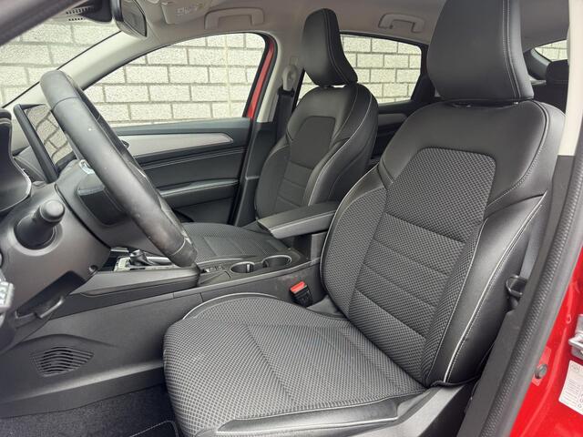 Renault Arkana 1.6 E-Tech hybrid 145 Techno | Stoel + Stuurverwarming | Elektrische stoelen | Achteruitrijcamera | Apple CarPlay / Android Auto |