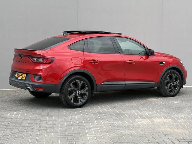 Renault Arkana 1.6 E-Tech hybrid 145 E-Tech engineered / Adaptieve Cruise Control / Elektrisch schuif/kanteldak / Achteruitrijcamera / Apple Carplay&Android Auto / Stuur- en Stoelverwarming