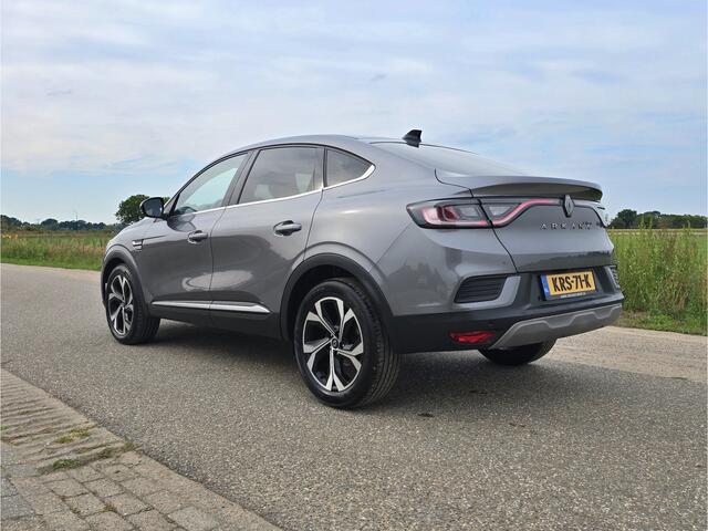 Renault Arkana 1.3 TCe - 140 Pk - AUTOMAAT - Panoramadak - ParkeerCamera