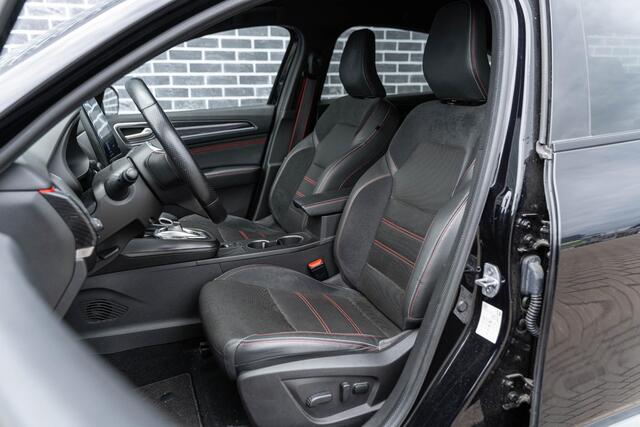 Renault Arkana 1.6 E-Tech Hybrid 145 R.S. Line | Achteruitrijcamera | Parkeersensoren | Keyless Entry | Elektrisch Verstelbare Voorstoelen | Stoelverwarming | Cruise Control Adaptief | Dodehoekdetectie | Navigatie | Apple Carplay | Android Auto