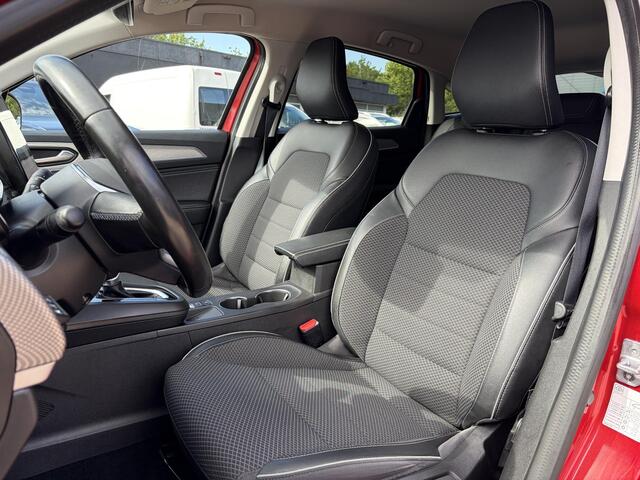 Renault Arkana 1.6 E-Tech Hybrid 145 Intens